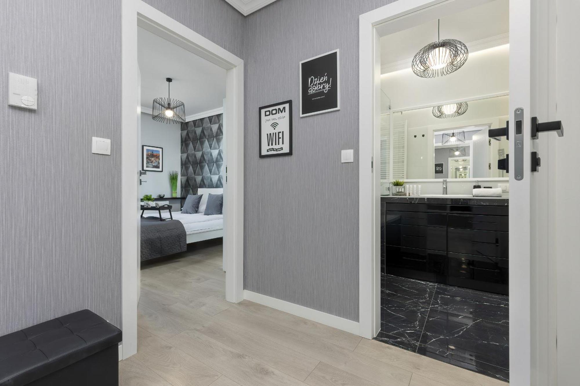 Podgorze Lipska Pet-Friendly Apartment With Balcony And Parking By Renters Prestige Cracovie Extérieur photo